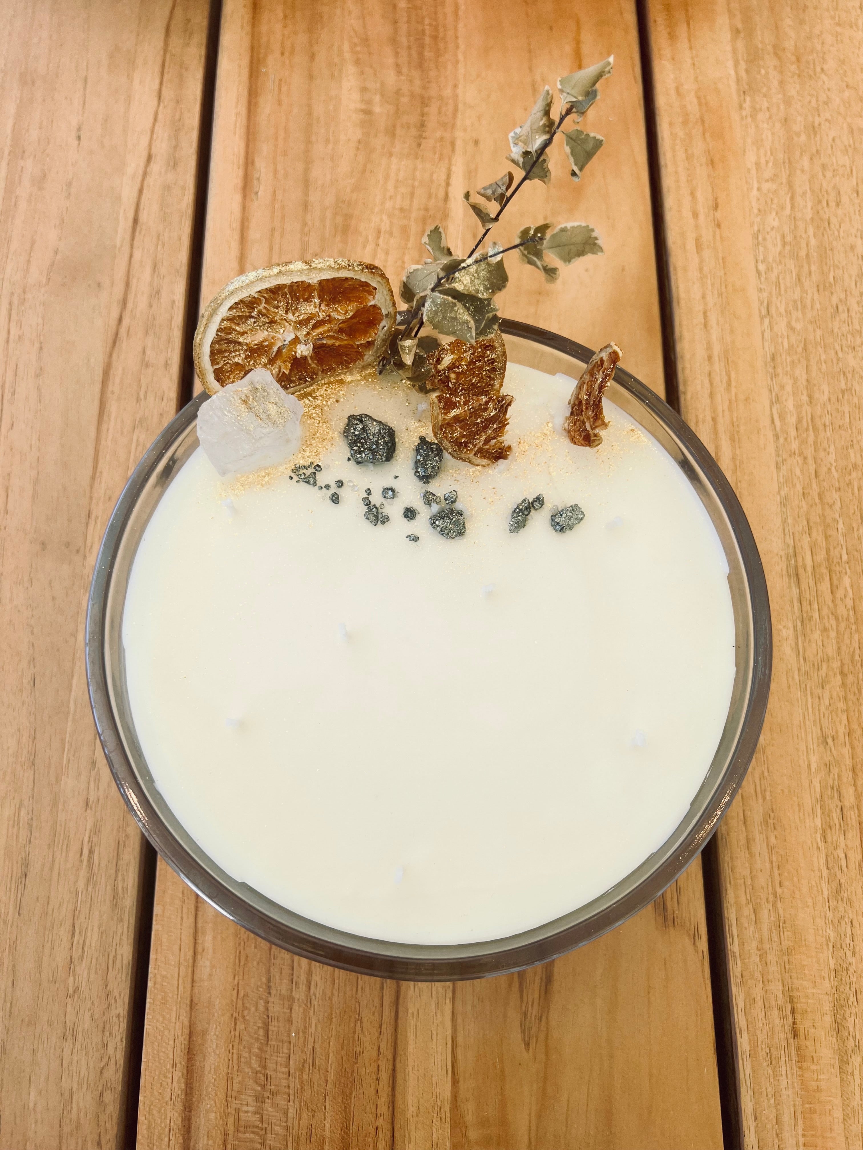 Extravagant Large Candle - Vanilla + Caramel